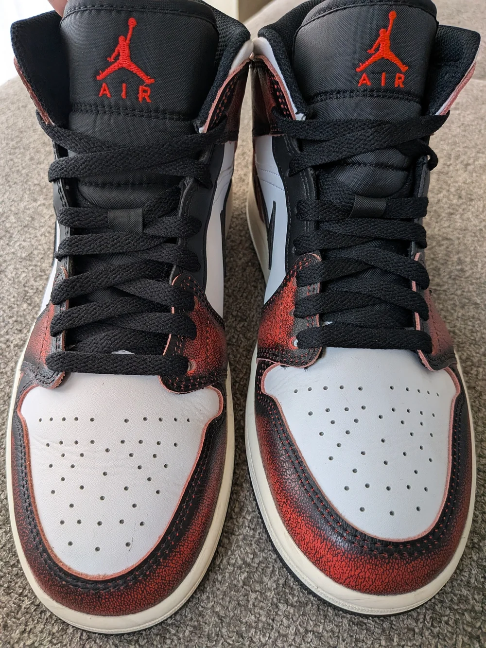 Nike Air Jordan 1 Mid SE 